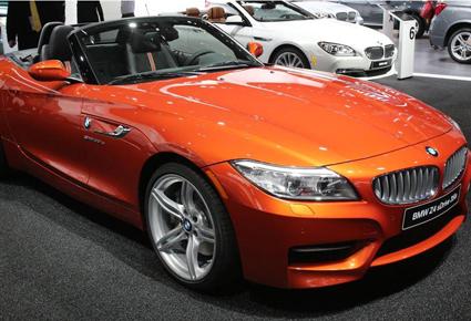 سرعة راحة وعصريّة: صفات تجعل BMW Z4 الأكثر جاذبية في فئتها